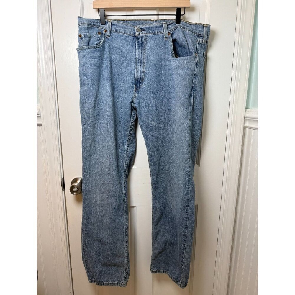 Levi's 505 Men's Light Blue Demin Straight Leg Jeans Size 40W x 32L